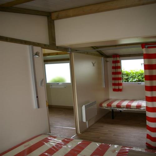 Camping LA BELLE ETOILE - Chalet HANDI ACCESS - Photo 5