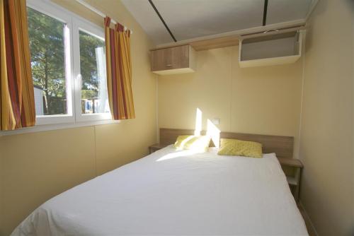 Camping Côté Plage - Mobilhome Cordova 30 m² - 2 bedrooms + sheltered terrace - Photo 1