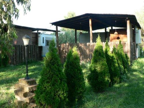 INTERNATIONAL GLAMPING LAGO DI BRACCIANO - Caravan patio - Photo 5