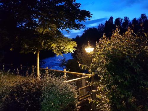 Camping Qualité le Val de Saures - Chalet 32m² / 2 bedrooms + sheltered terrace (TV + wifi) - Photo 5