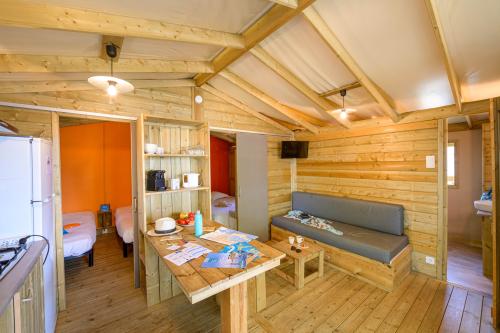 Flower Camping Cap Finistère - Cosyflower Premium 38m² (2 bedrooms) + TV + dishwasher + sheets + towels + covered terrace - Photo 5