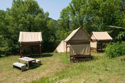Flower Camping Mas de Champel - Standard bivouac on stilts - 1 bedroom - Photo 1