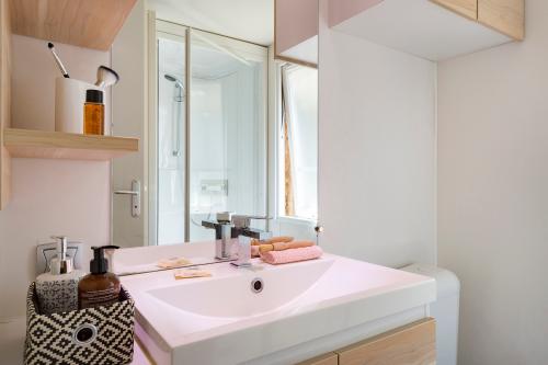 Camping Sandaya Sanguinet Plage - Cottage 3 bedrooms **** - Photo 5