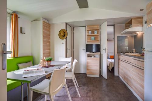 Camping Sandaya Sanguinet Plage - Cottage 3 bedrooms *** - Photo 3