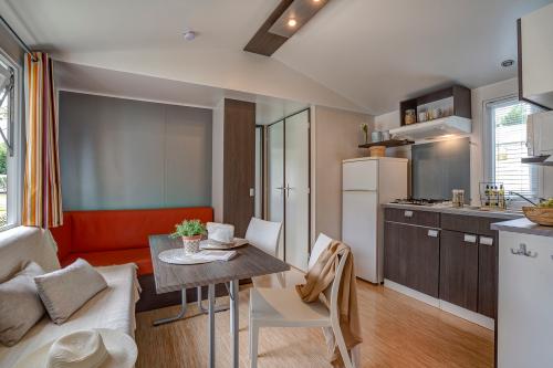 Camping Sandaya Sanguinet Plage - Cottage 2 bedrooms ** - Photo 2