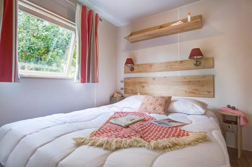 Camping Sandaya Sanguinet Plage - Gipsycar 2 bedrooms Unusual - Photo 7