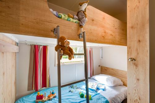 Camping Sandaya Sanguinet Plage - Gipsycar 2 bedrooms Unusual - Photo 8