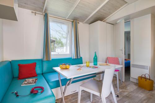 Camping Sandaya Sanguinet Plage - Cottage 2 bedrooms ** - Photo 4