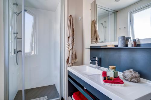 Camping Sandaya Sanguinet Plage - Cottage 3 bedrooms **** - Photo 4