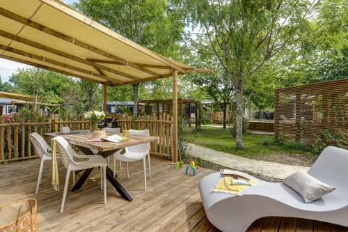 Camping Sandaya Sanguinet Plage - Cottage Cocoon 2 bedrooms air-conditioning Premium - Photo 2