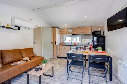 Camping Sandaya Sanguinet Plage - Cottage Cocoon 2 bedrooms air-conditioning Premium - Photo 7