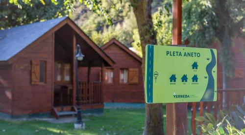VERNEDA CAMPING MOUNTAIN RESORT - Bungalow Pleta Aneto - Photo 1