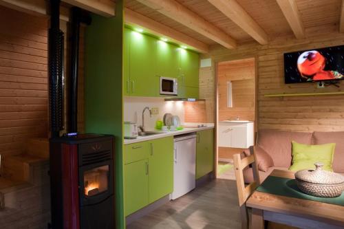 VERNEDA CAMPING MOUNTAIN RESORT - Cabin - Photo 2