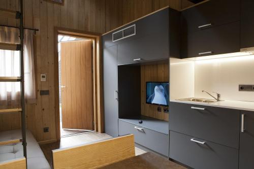 VERNEDA CAMPING MOUNTAIN RESORT - Bordeta Luxe - Photo 8