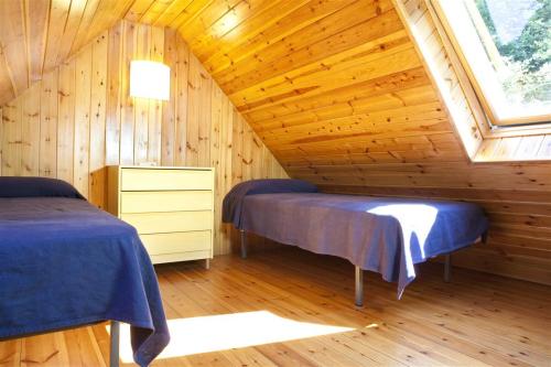 VERNEDA CAMPING MOUNTAIN RESORT - Apartment Humarau - Photo 4