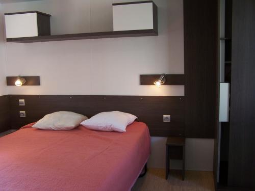 Les Castels Parc de Fierbois - Mobile home - 2 bedrooms - 1 bathroom - Wheelchair friendly - Photo 4