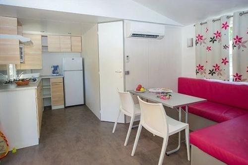 Camping Koawa Le Lac Bleu - Loggia Confort 26m² - with air-conditioning + TV - Photo 2