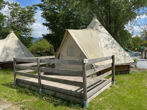 Camping Koawa Le Lac Bleu - Tipi toilé 18m² - without toilet blocks - Photo 1