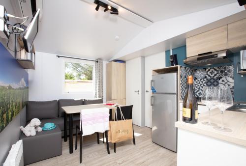Camping Les Coudoulets - Mobile Home Chardonnay - covered terrace - Air Conditionning - Photo 5