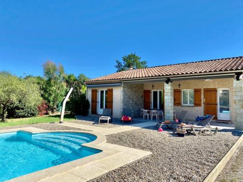 Camping Les Coudoulets - Premium Villa - Air-conditioned - Large private swimming pool - 3 Bedrooms - 2 Bathrooms WC - Photo 2