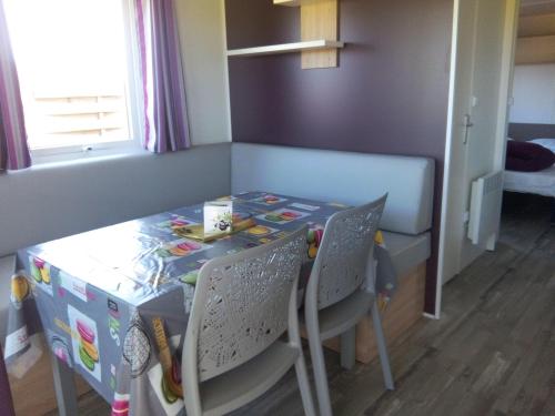 Camping L'Arada Parc - Mobil-home PREMIUM 2 bedrooms + sheltered terrace - Photo 2