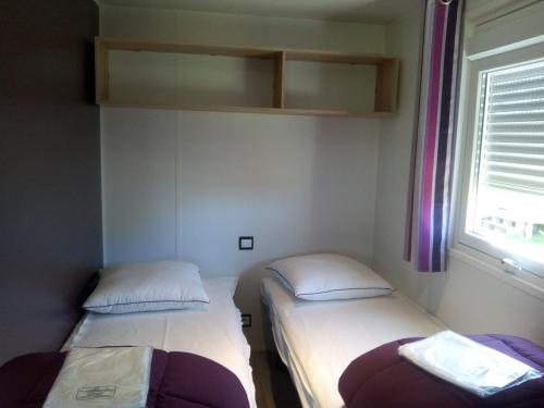 Camping L'Arada Parc - Mobil-home PREMIUM 2 bedrooms + sheltered terrace - Photo 5