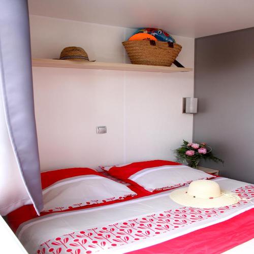 Camping Les Champs Blancs - Mobile home CONFORT (AIR-CONDITIONING + tv) - Photo 7