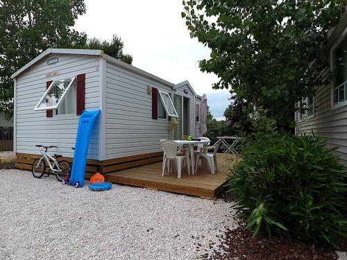 Camping Les Champs Blancs - Mobile home CONFORT (AIR-CONDITIONING + tv) - Photo 2