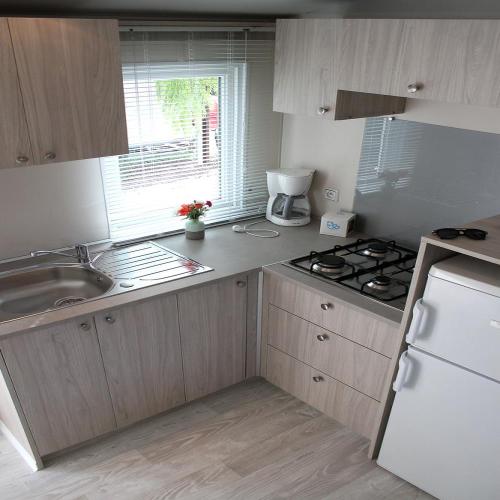 Camping Les Champs Blancs - Mobile home CONFORT (AIR-CONDITIONING + tv) - Photo 5