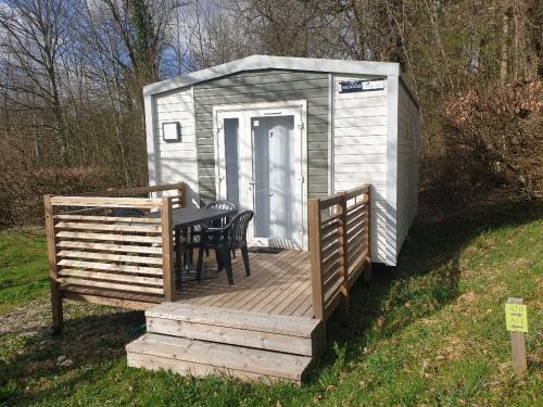 Camping Domaine de l'Epinette - Cottage Bora 18m² - Photo 1