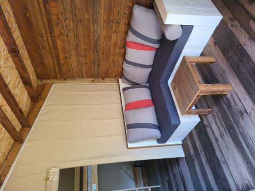 Camping Domaine de l'Epinette - Carrelet pilotis 28m² - river view - Photo 7