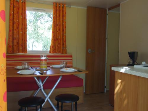 Camping Les Chênes - MOBIL HOME Trigano without toilet blocks 6X3m - Photo 2