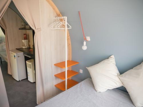 Camping Bagatelle - Mobile home Coco 2 Bedroom) - without toilet block n°1 - Photo 3