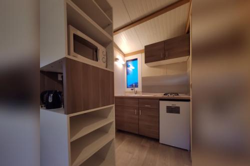 Camping Du Vieux Château - Chalet 25m² / 2 bedrooms - sheltered terrace - Photo 4