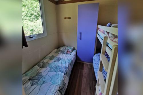 Camping Du Vieux Château - Chalet 25m² / 2 bedrooms - sheltered terrace - Photo 7