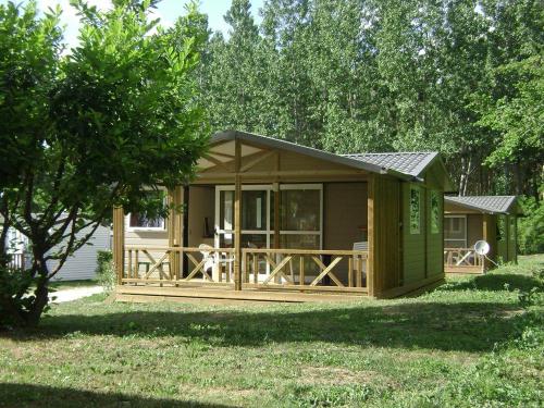 Camping Du Vieux Château - Large Chalet 32m² / 3 bedrooms - sheltered terrace - Photo 1
