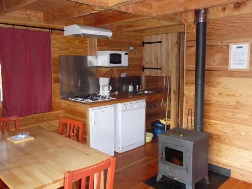 Village Huttopia Lac de Rillé - Forest Wood Cabin - Photo 3