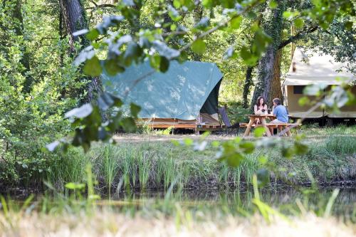 Village Huttopia Lac de Rillé - Bonaventure - Photo 4