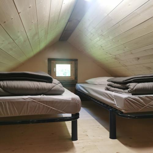 Base de Loisirs - Camping du Lac Cormoranche - Tente Lodge pour cyclistes, randonneurs - Photo 2