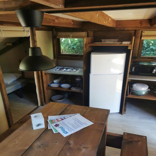 Base de Loisirs - Camping du Lac Cormoranche - Tente Lodge pour cyclistes, randonneurs - Photo 7