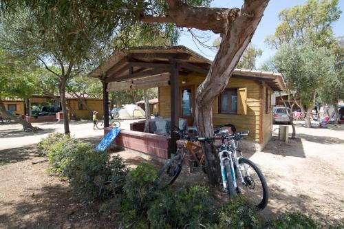 Camping Capo Ferrato - Bungalow Natura - Photo 1