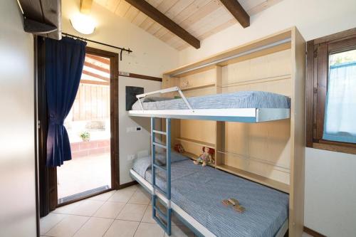 Camping Capo Ferrato - Bungalow Natura - Photo 7