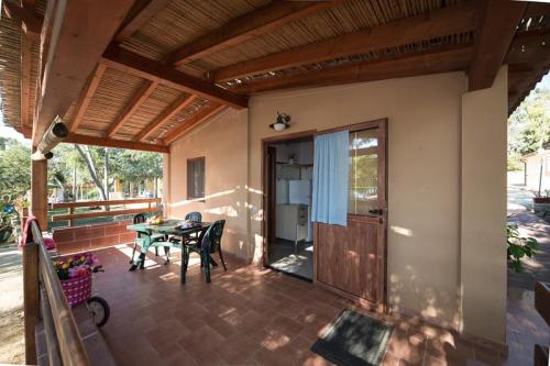 Camping Capo Ferrato - Bungalow Free - Photo 2
