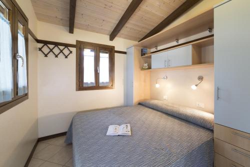 Camping Capo Ferrato - Bungalow Comfort - Photo 3