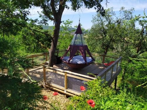 Camping du Domaine de Senaud - Suspended tent - Photo 1