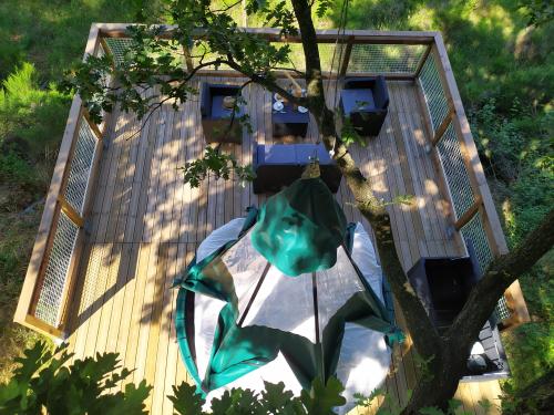 Camping du Domaine de Senaud - Suspended tent - Photo 5