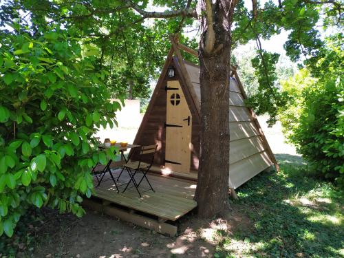 Camping du Domaine de Senaud - Bivouac Lodge - Photo 1