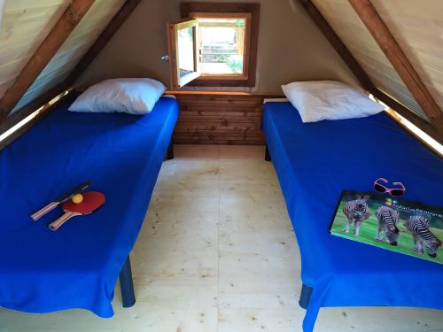 Camping du Domaine de Senaud - Family perched hut - Photo 5