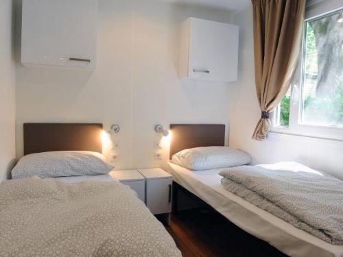 PARCO DELLE PISCINE - Mobilhome Super Lux 2 bathrooms - Photo 4
