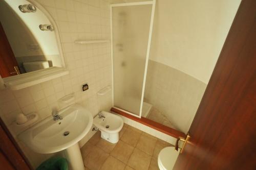 Camping Rais Gerbi - Bungalow/ Igloo 25 mq with air-conditioning and bathroom - Photo 6